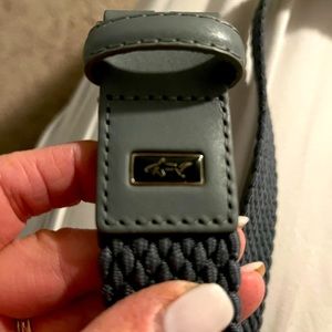 The Shark gray belt is perfect for golf.